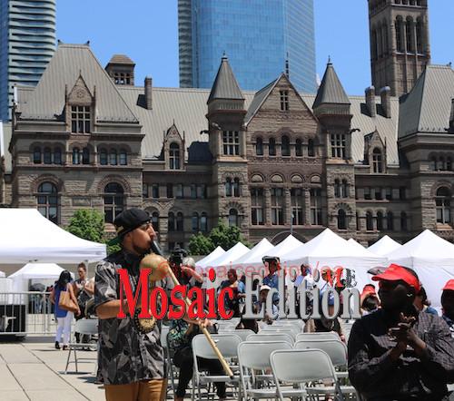 Toronto Newcomer Day - Citizenship Ceremony at Nathan Phillips Square - mosaicedition.ca-ea